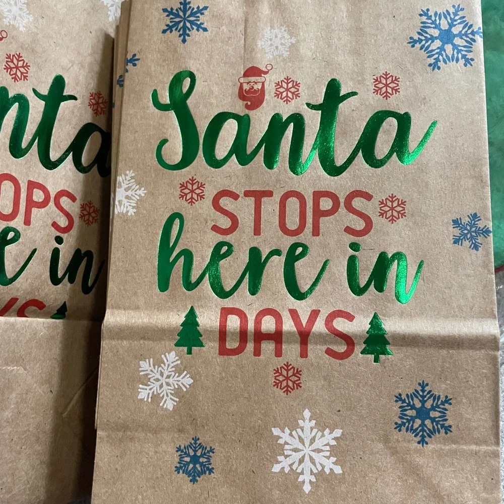 40 piece set Christmas Gift Bags Kraft‎ Paper Holiday Party Favor Treat Bags